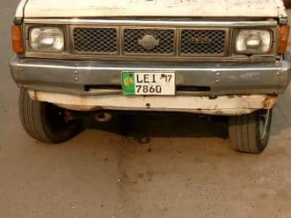 nissan-pickup-1990