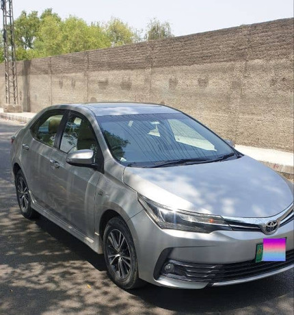 toyota-altis-grande-model-2018-automatic-full-option-big-1
