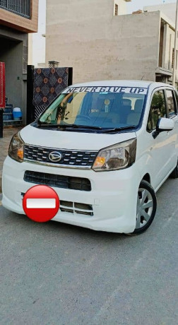 daihatsu-move-2015-big-0