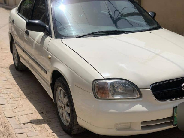 suzuki-baleno-2005-big-1