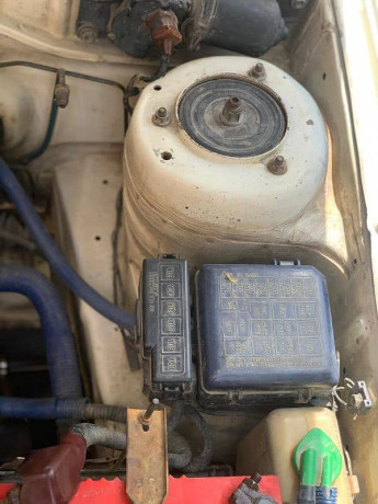 suzuki-baleno-2005-big-11