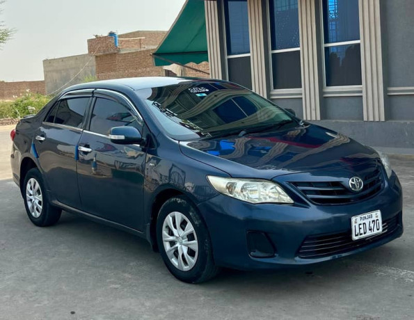 toyota-corolla-gli-2010-face-uplifted-big-8