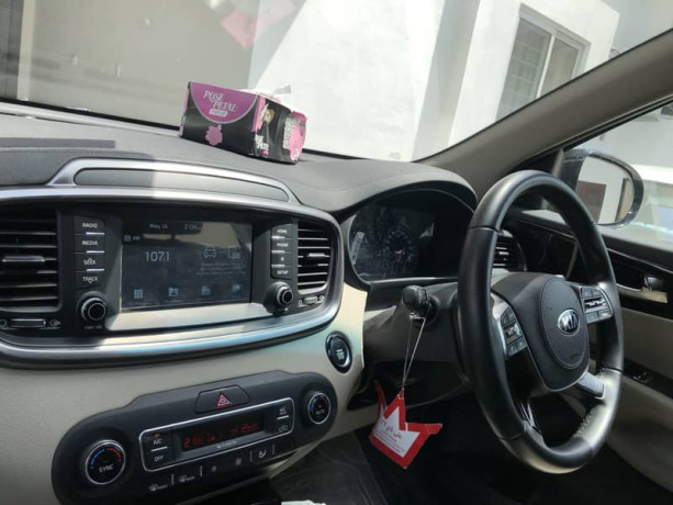 kia-sorento-2022-model-big-8