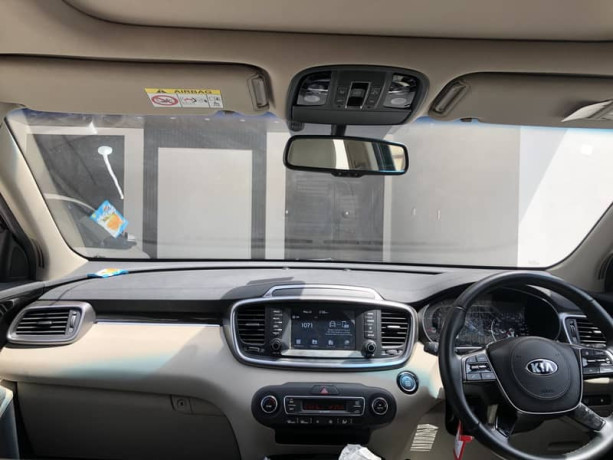 kia-sorento-2022-model-big-14