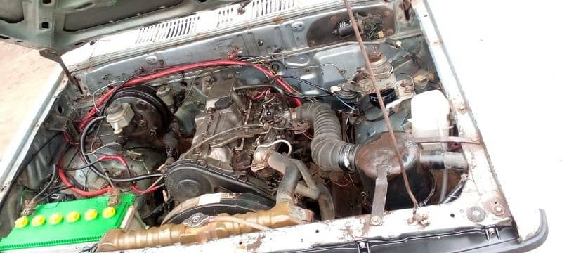 mazda-dala-1993-big-4