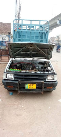 mazda-dala-1993-big-5