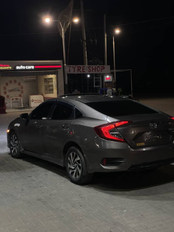 honda-civic-2017-ug-oriel-big-4