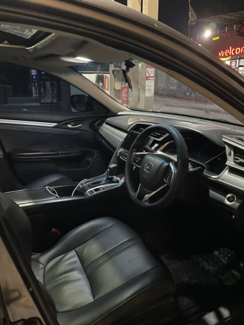 honda-civic-2017-ug-oriel-big-1