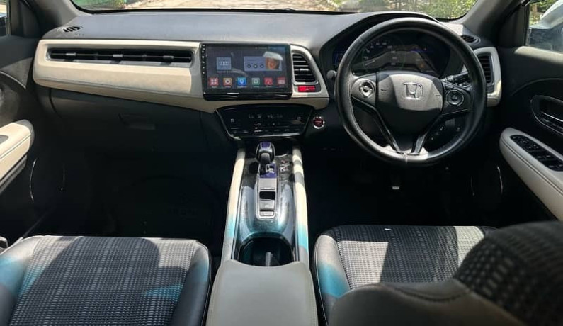 honda-vezel-2016-big-7