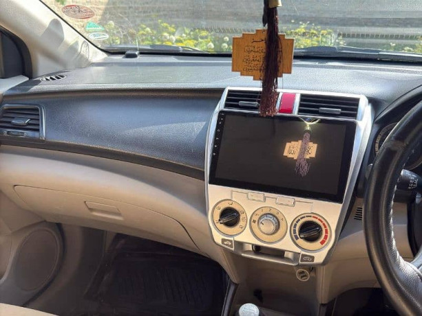 honda-city-2015-big-10