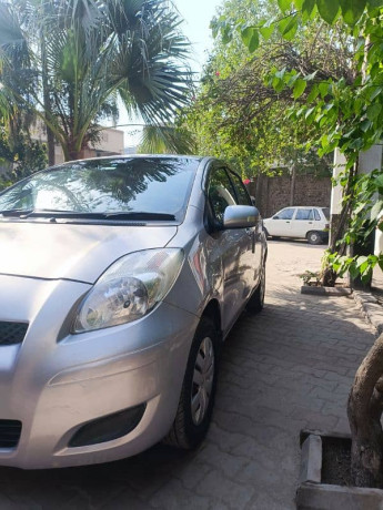 toyota-vitz-model-2010-registered-2014-big-2
