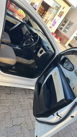 toyotta-corrola-altis-16-201920-big-0