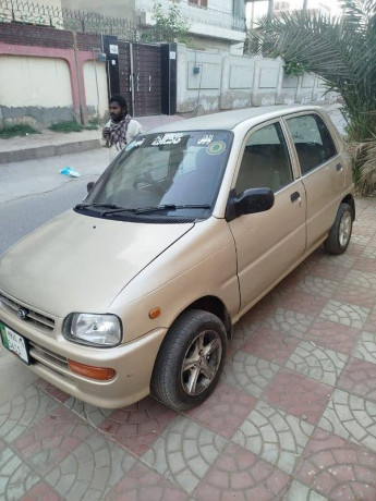 daihatsu-cuore-2008-big-1