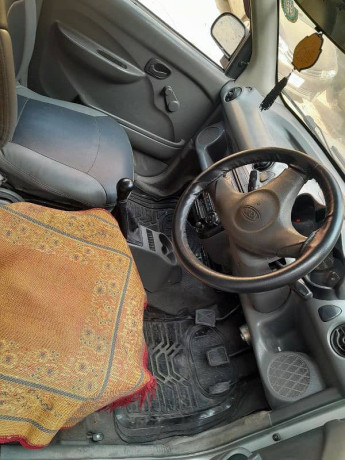 hyundai-santro-2001-big-5