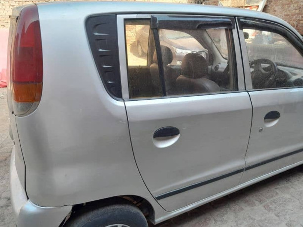 hyundai-santro-2001-big-3