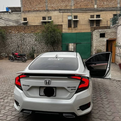 honda-civic-oriel-18-2018-big-3