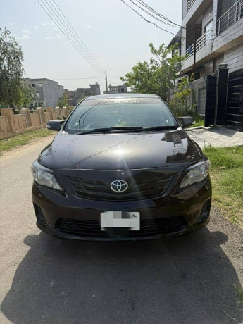 toyota-corolla-xli-2011-big-0