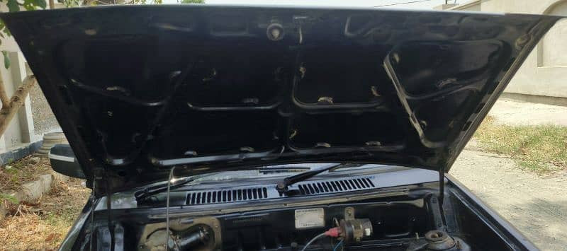 suzuki-mehran-vx-2011-big-12