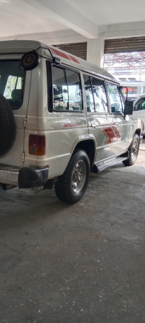 pajero-1989-big-2