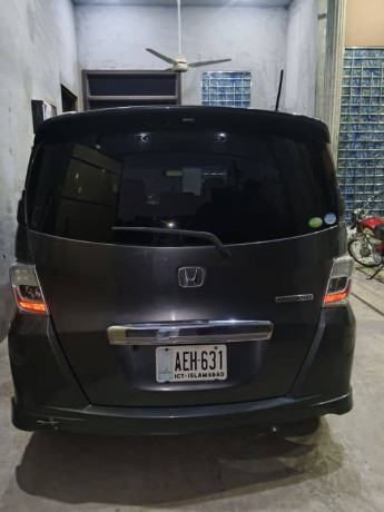 honda-freed-201703016371471-big-15