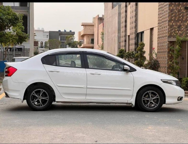 honda-city-ivtec-2020-big-2