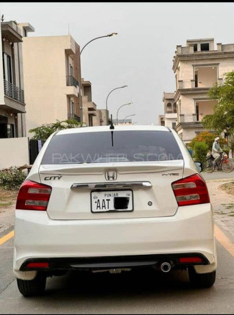 honda-city-ivtec-2020-big-3