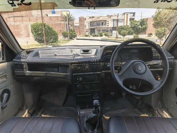 daewoo-racer-1993-big-9