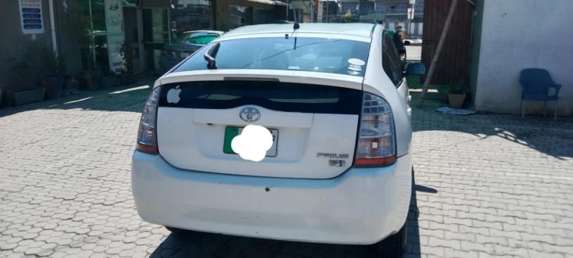 2007-prius-big-1