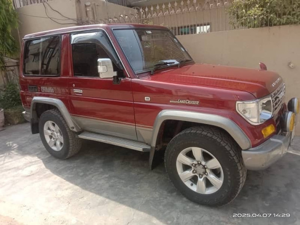 toyota-land-cruiser-prado-70-series-1991-big-2