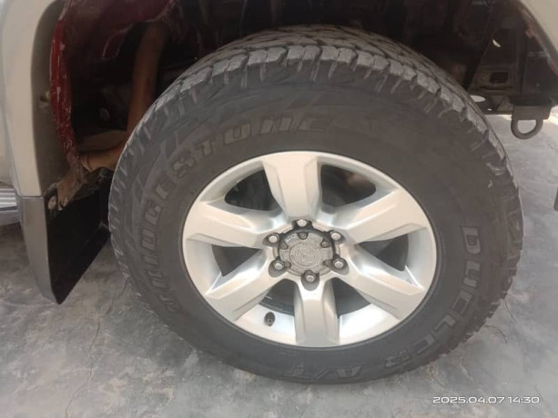 toyota-land-cruiser-prado-70-series-1991-big-4
