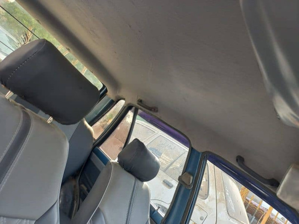 suzuki-mehran-vxr-2009-big-16