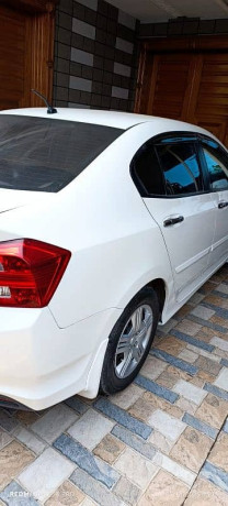 honda-city-ivtec-2021-big-3