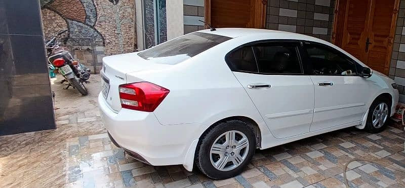 honda-city-ivtec-2021-big-6
