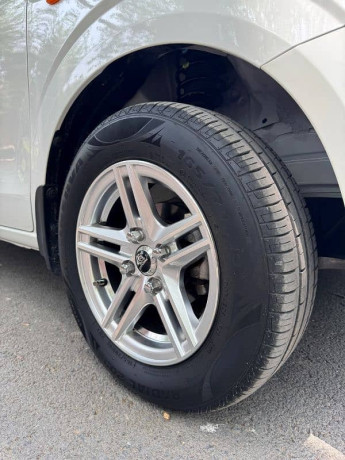 suzuki-alto-vx-2024-big-13