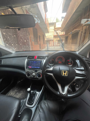 honda-city-12l-mt-big-5