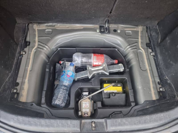 toyota-aqua-2014-s-grade-big-7