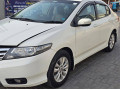 honda-city-aspire-2016-small-2