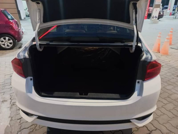 honda-city-cvt-standard-big-3