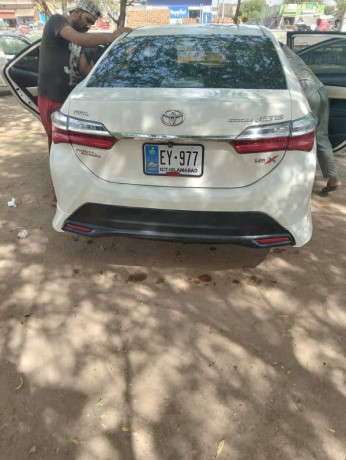 toyota-corolla-xli-2015-big-14