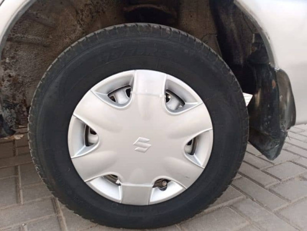 suzuki-baleno-2004-big-3