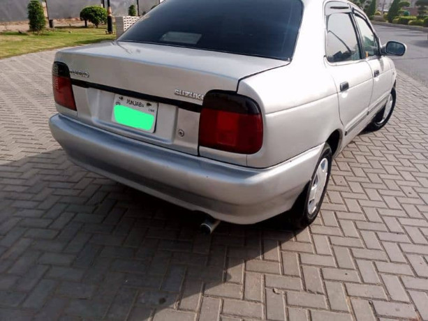 suzuki-baleno-2004-big-4