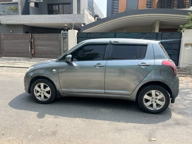 suzuki-swift-2012-big-2