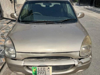 toyota-duet-2002