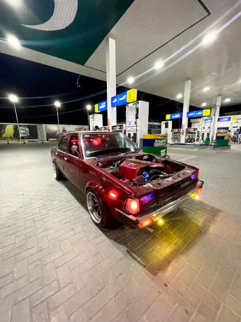 ke70-corolla-1982-big-3