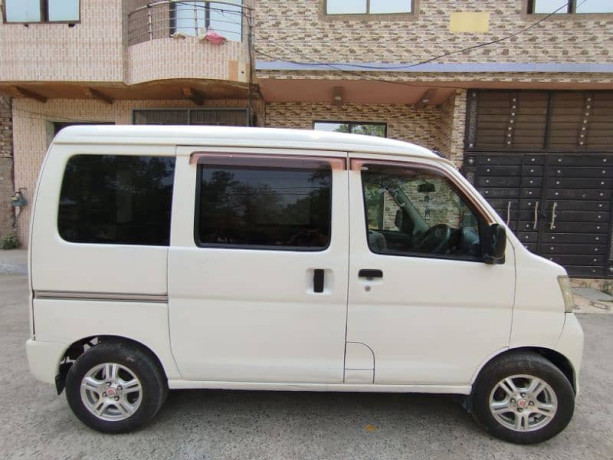 daihatsu-hijet-2014-big-1