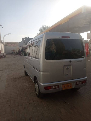 daihatsu-hijet-2011-big-4
