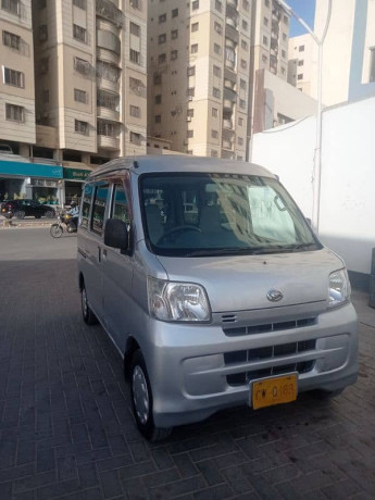 daihatsu-hijet-2011-big-1