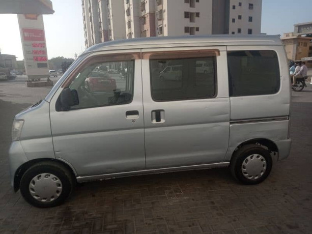 daihatsu-hijet-2011-big-6