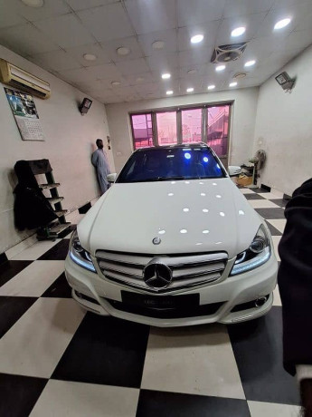 mercedes-250-d-2012-big-0