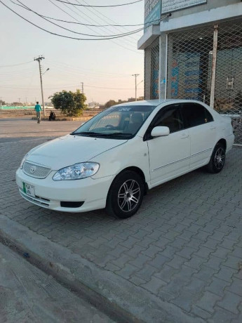 toyota-corolla-xli-2005-big-3